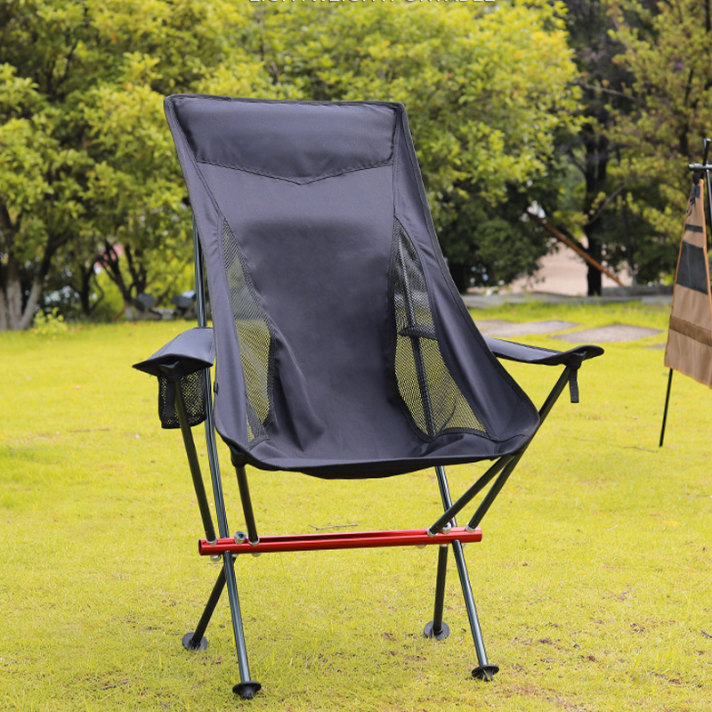 Folding chair with armrests